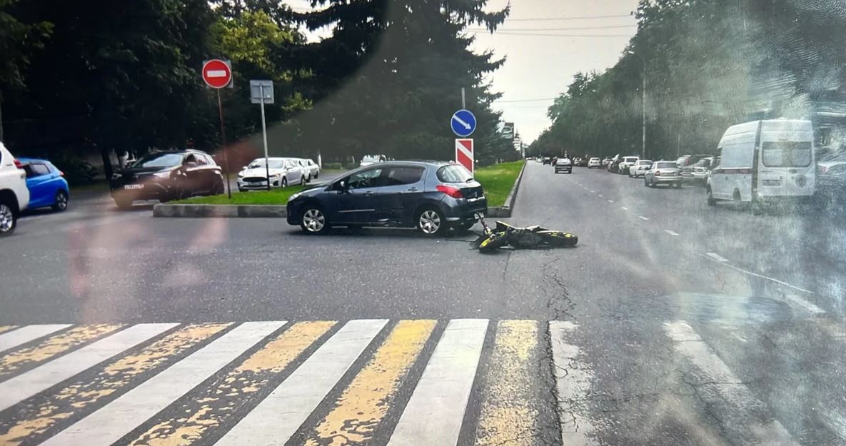 Мотоциклист пострадал в результате ДТП во Владикавказе