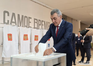 Меняйло проголосовал на выборах депутатов ГД