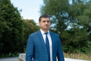 Фидаров считает, что Меняйло продолжит курс на развитие Северной Осетии