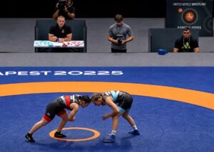 Танделова и Касабиева выступят на чемпионате мира по женской борьбе в Казахстане